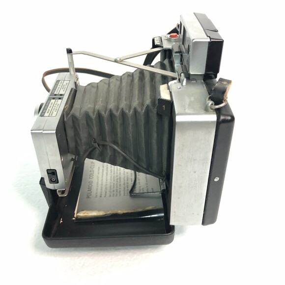 Vintage Polaroid 240 Land Camera with Manual - Picture 3 of 13